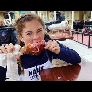 Meet your Posher, Erin